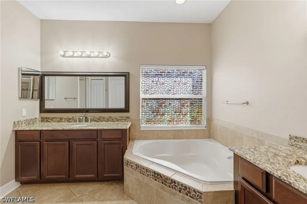 15505 Pricklegrass Court Alva FL 33920
