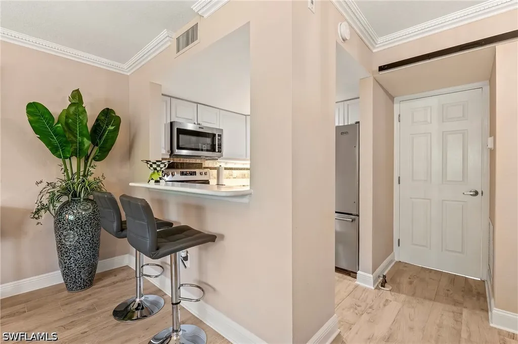 950 7th Avenue S Naples FL 34102