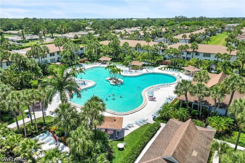 4140 Looking Glass Lane Naples FL 34112