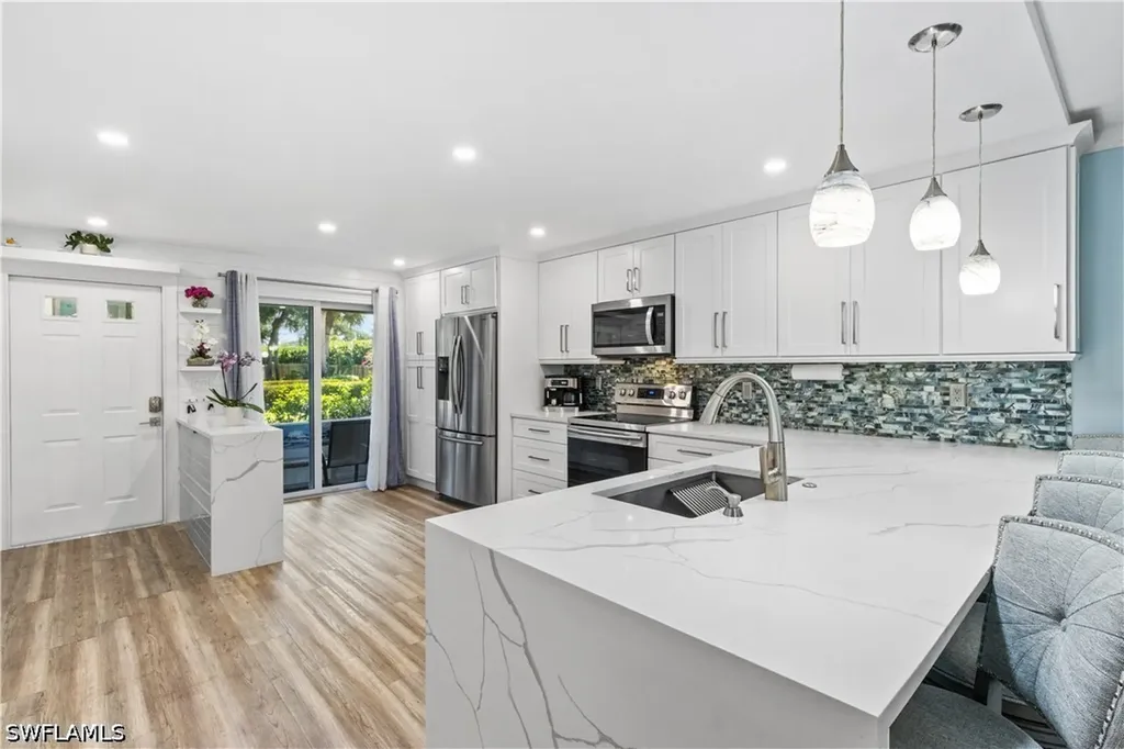 4140 Looking Glass Lane Naples FL 34112