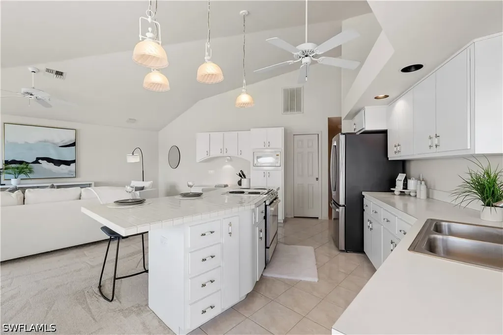 1145 SW 44th Street Cape Coral FL 33914