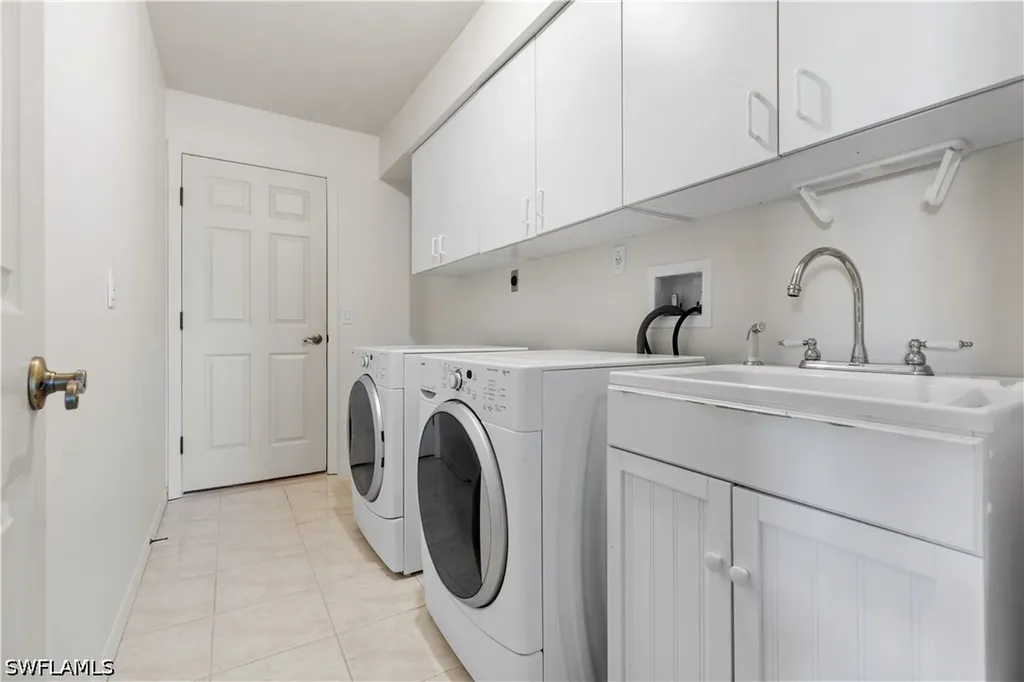 1145 SW 44th Street Cape Coral FL 33914