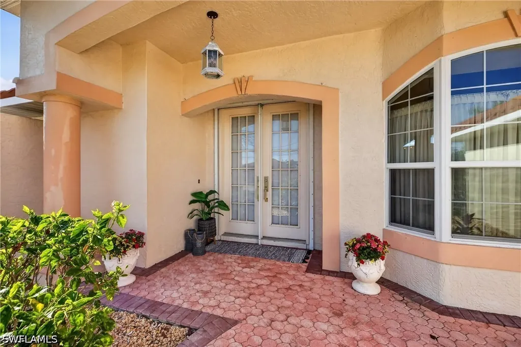 1145 SW 44th Street Cape Coral FL 33914