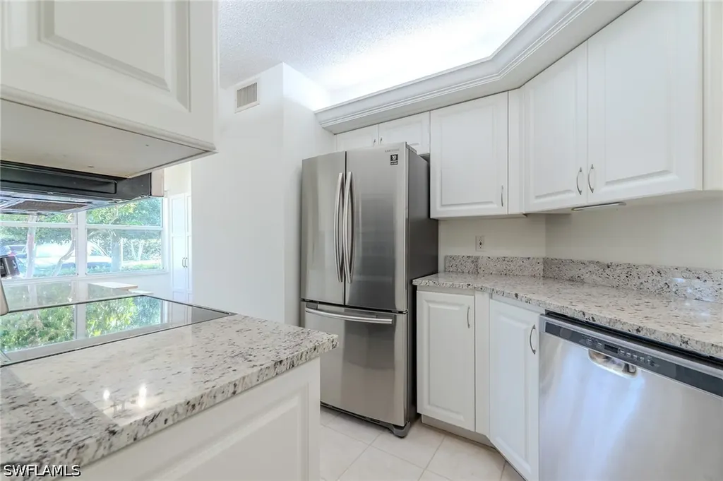 117 Wading Bird Circle Naples FL 34110
