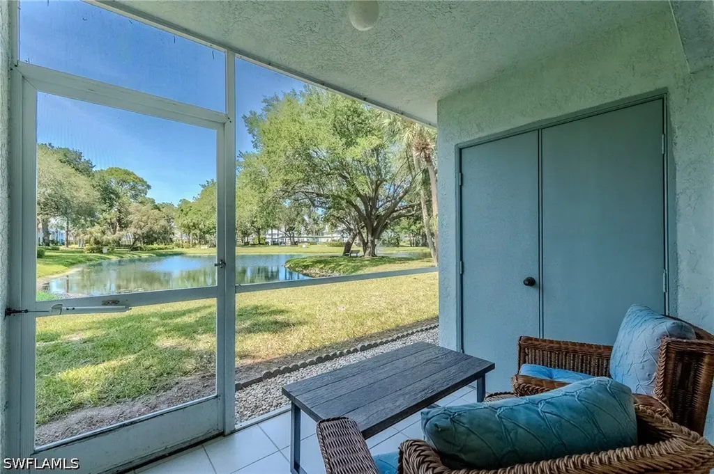 117 Wading Bird Circle Naples FL 34110