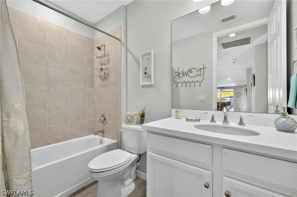 14582 Edgewater Circle Naples FL 34114