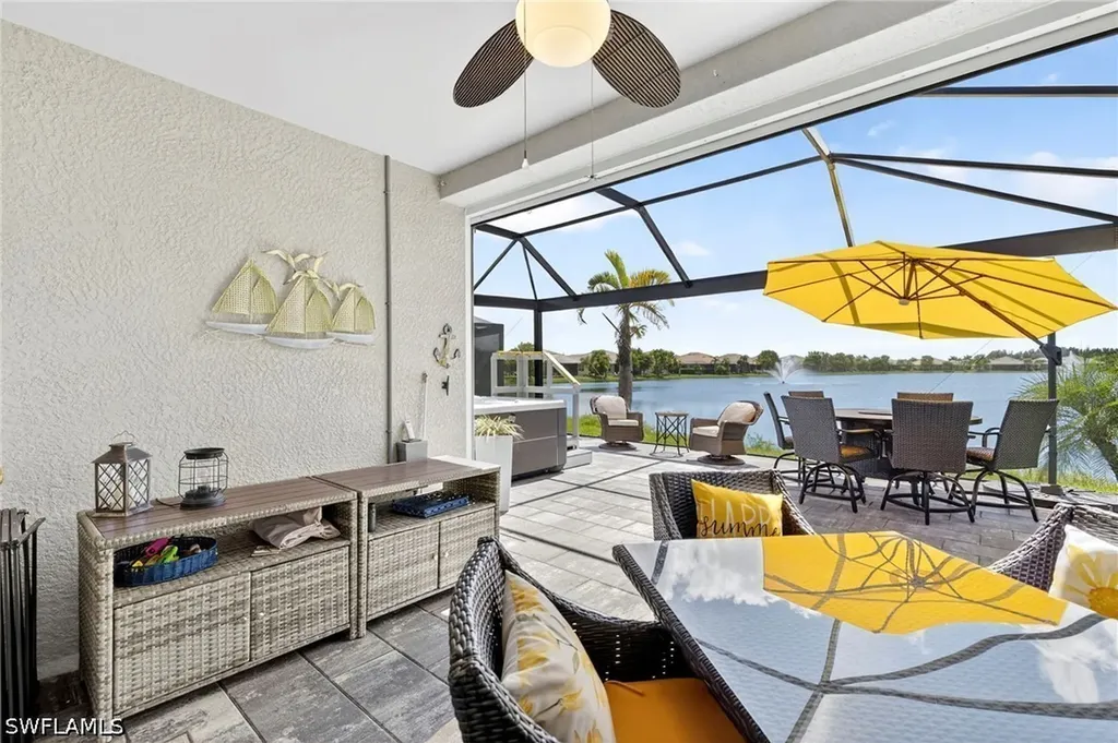 14582 Edgewater Circle Naples FL 34114