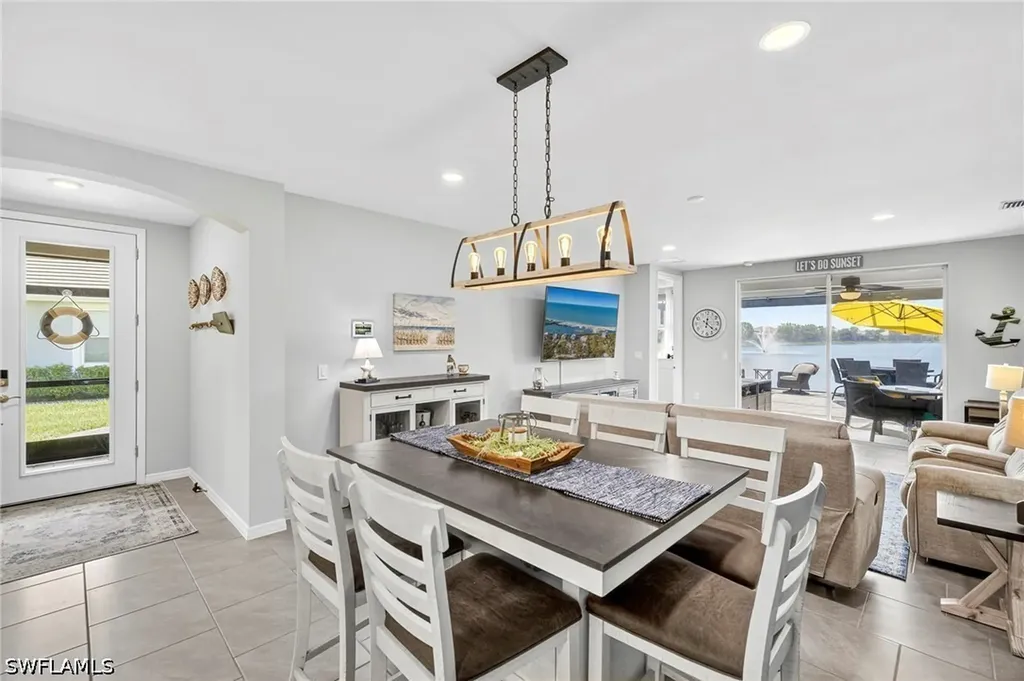 14582 Edgewater Circle Naples FL 34114