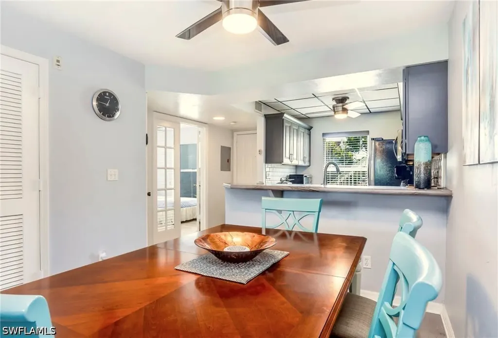 651 W Elkcam Circle Marco Island FL 34145