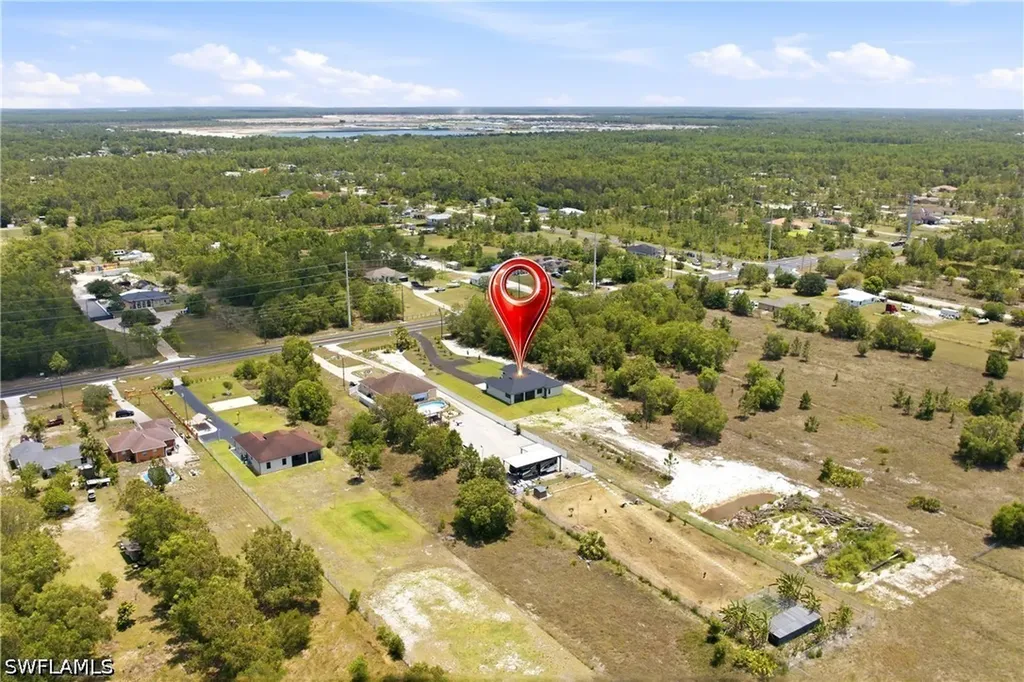 4431 Everglades Boulevard N Naples FL 34120