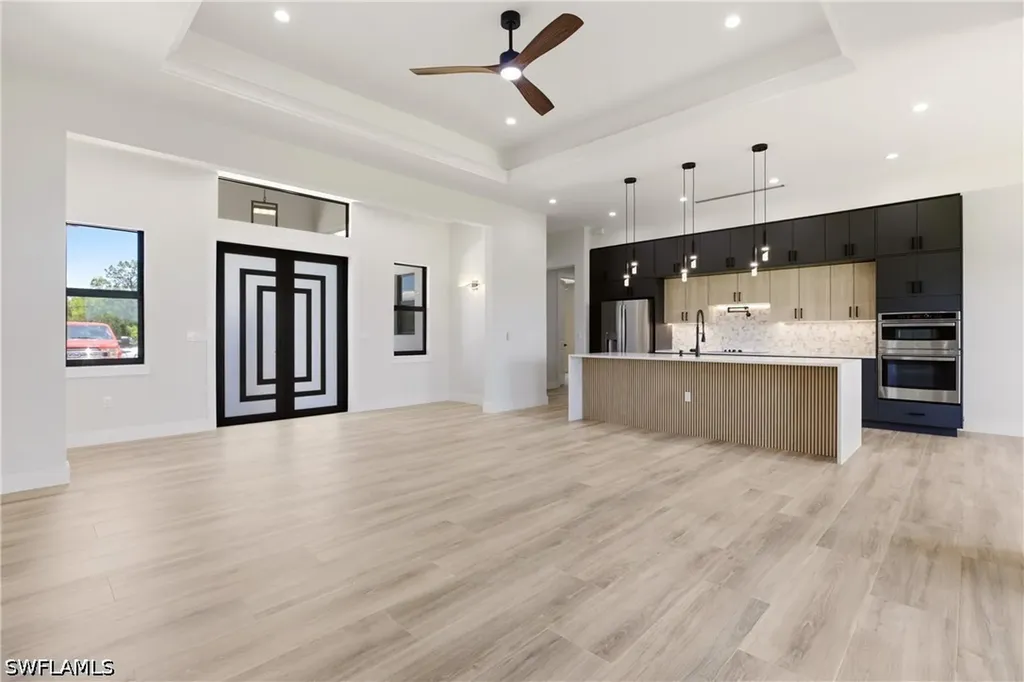 4431 Everglades Boulevard N Naples FL 34120