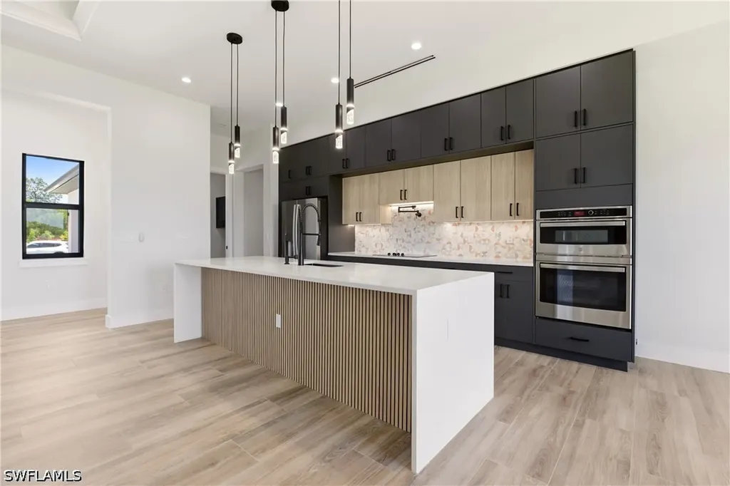 4431 Everglades Boulevard N Naples FL 34120