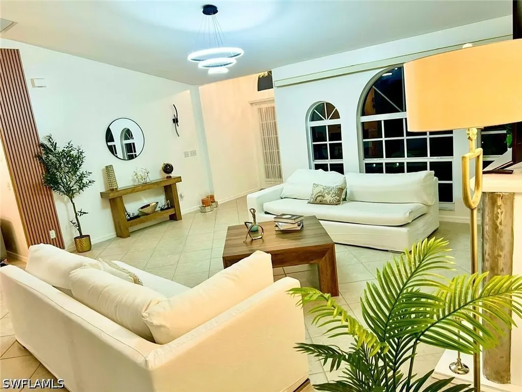 1124 SW 47th Street Cape Coral FL 33914