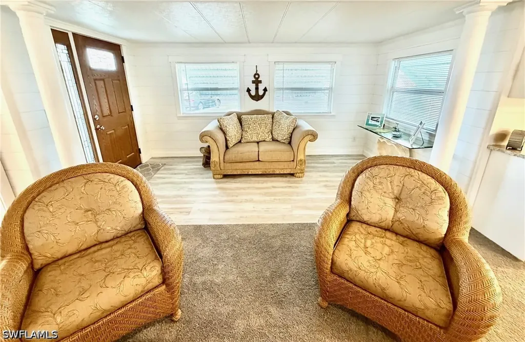 376 Verna Avenue Fort Myers FL 33908