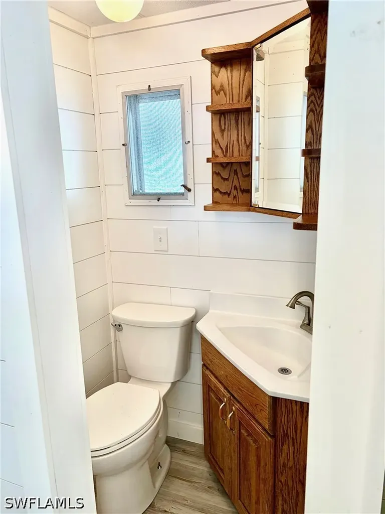 376 Verna Avenue Fort Myers FL 33908