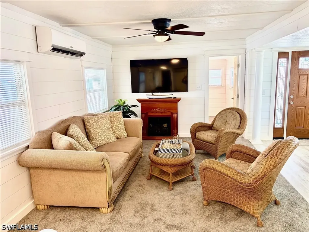 376 Verna Avenue Fort Myers FL 33908