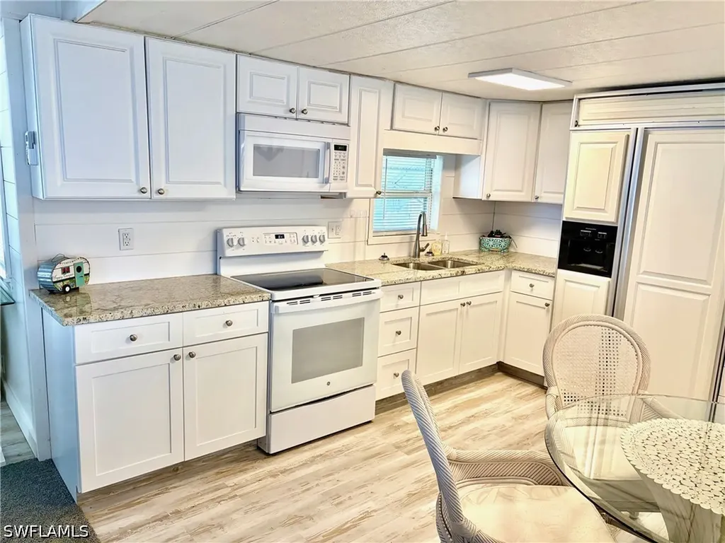 376 Verna Avenue Fort Myers FL 33908