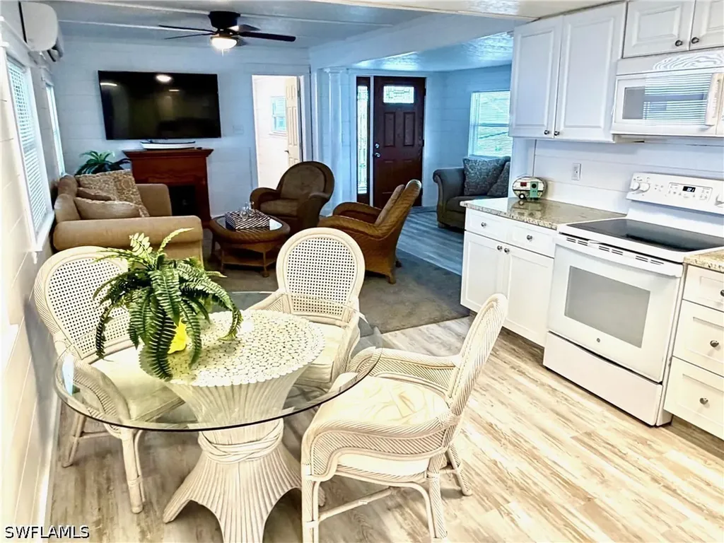 376 Verna Avenue Fort Myers FL 33908
