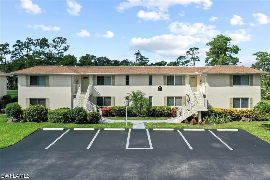 Naples FL, 416 Teryl Road, Unit 2363