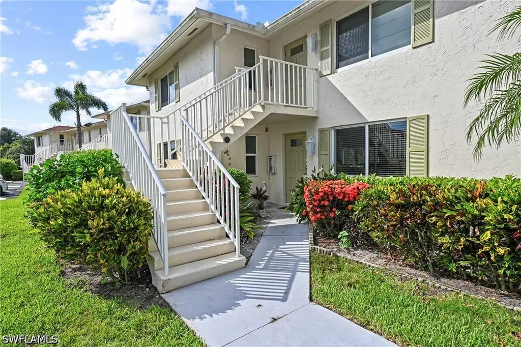 416 Teryl Road Naples FL 34112