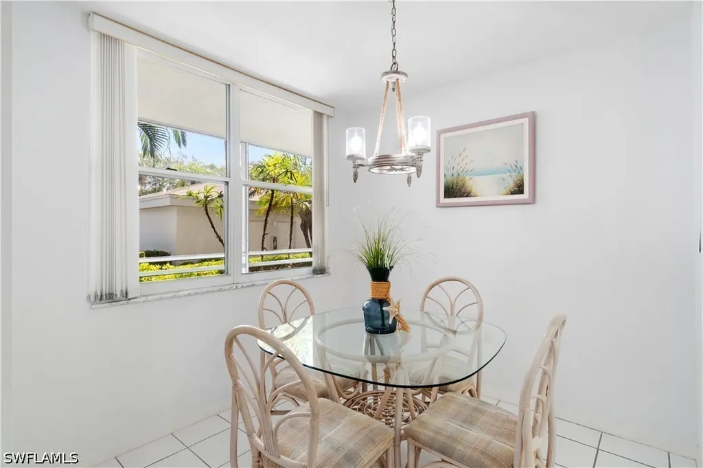 290 Naples Cove Drive Naples FL 34110