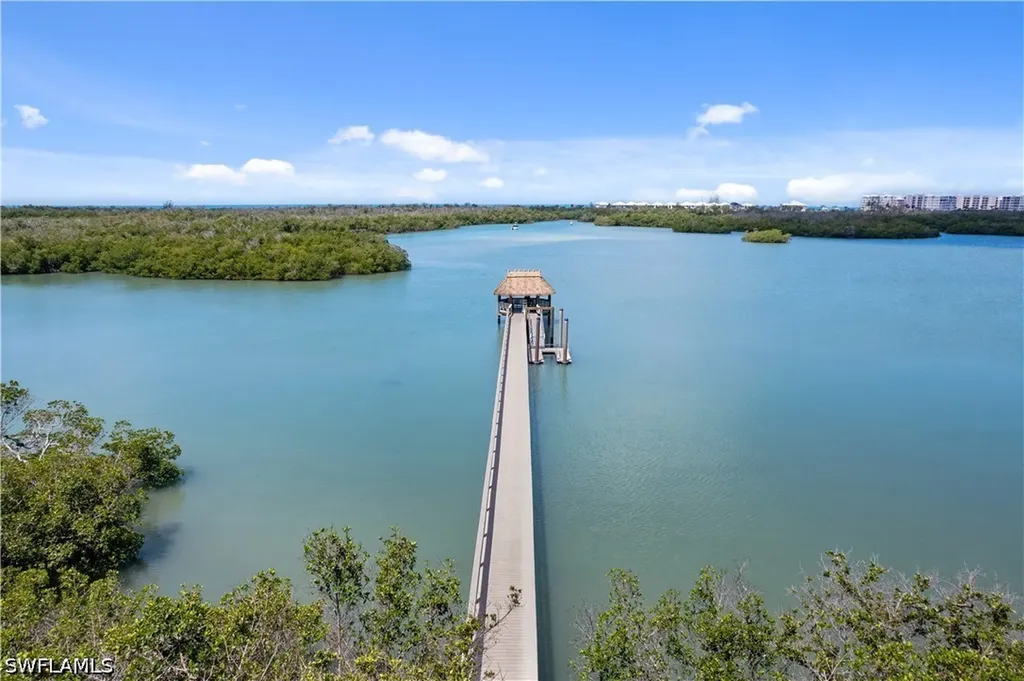 290 Naples Cove Drive Naples FL 34110