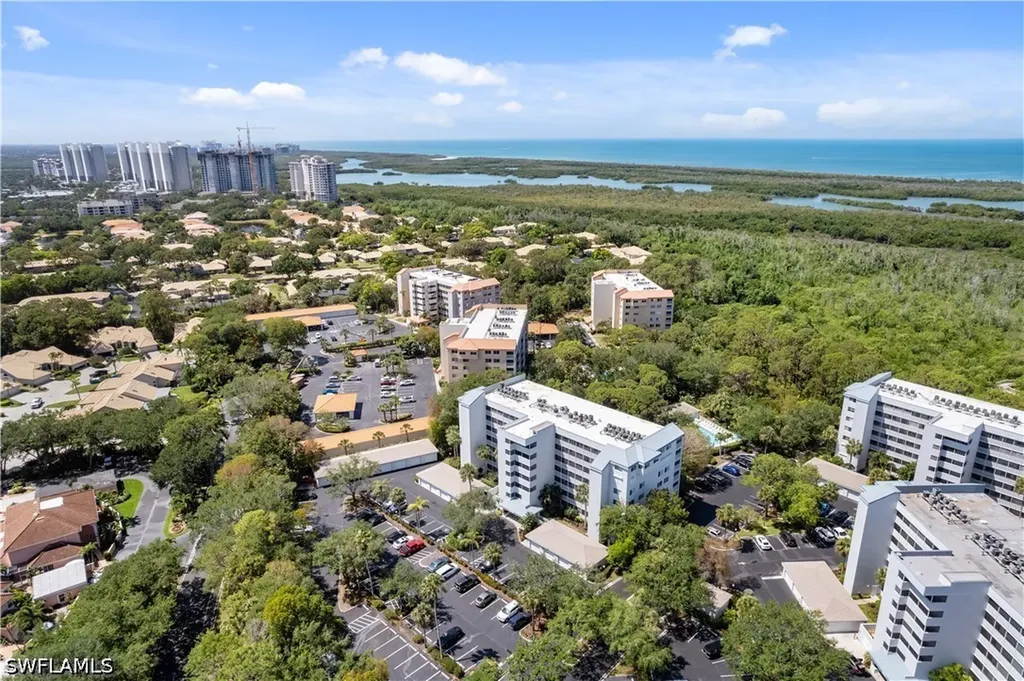 290 Naples Cove Drive Naples FL 34110