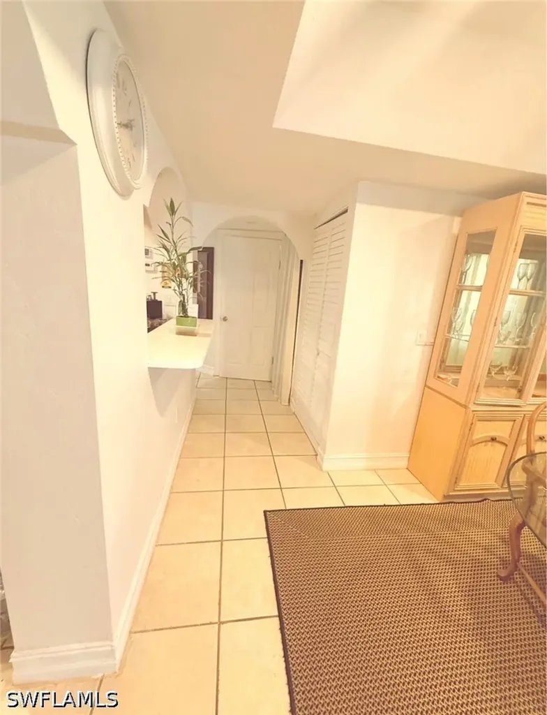 250 10th Street NE Naples FL 34120