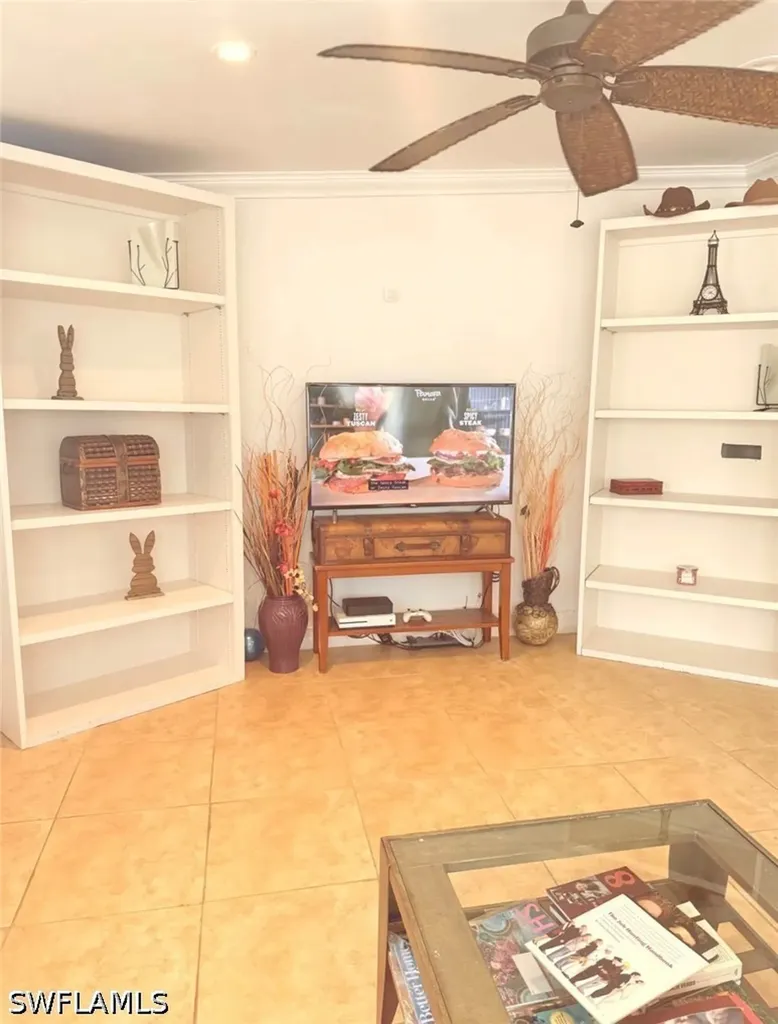 250 10th Street NE Naples FL 34120