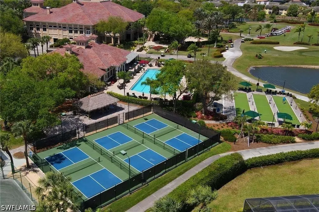 6017 Trophy Drive Naples FL 34110-7341