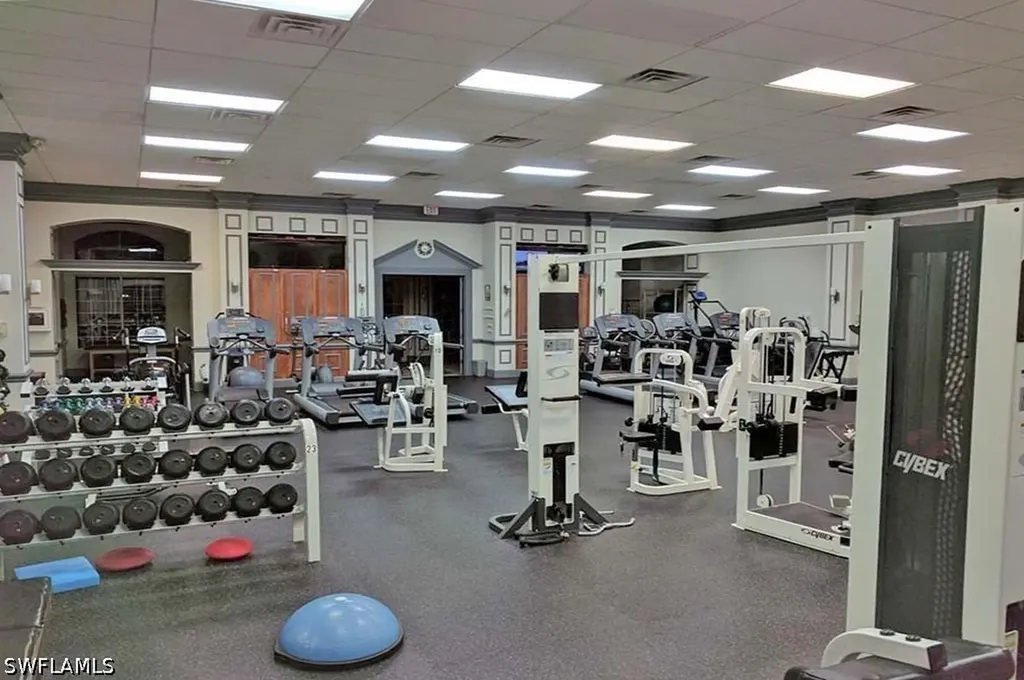 6017 Trophy Drive Naples FL 34110-7341