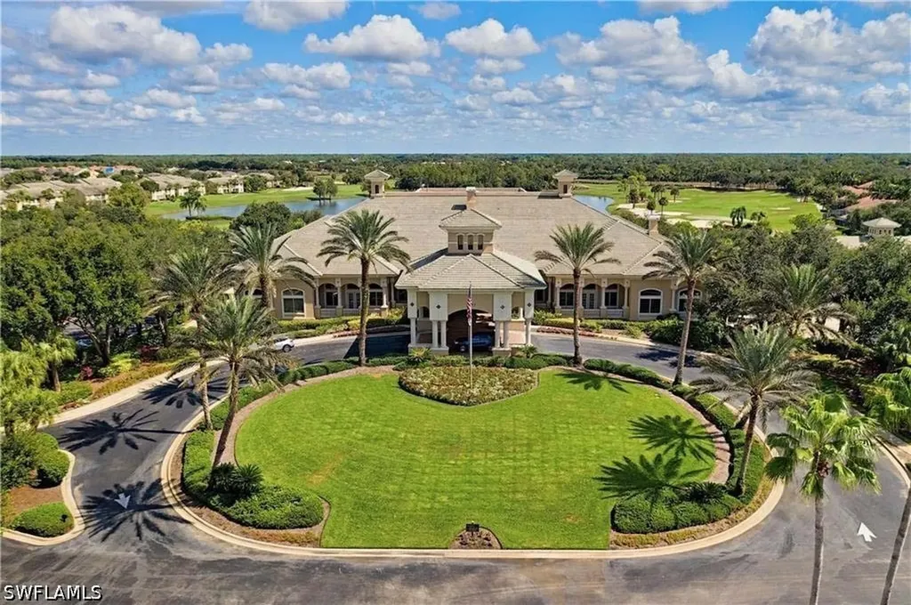 6017 Trophy Drive Naples FL 34110-7341