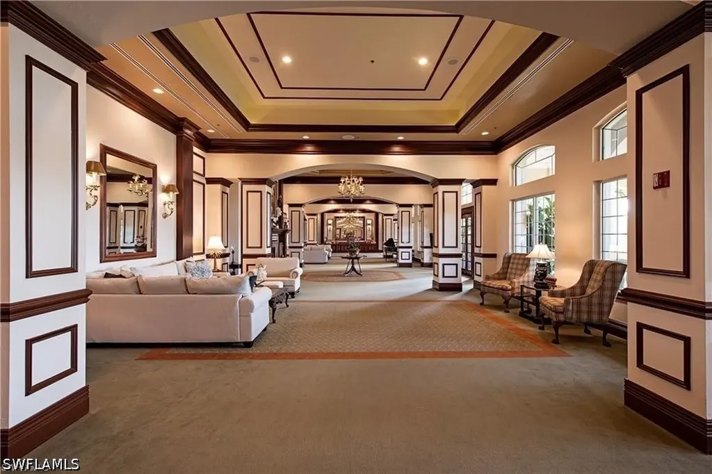 6017 Trophy Drive Naples FL 34110-7341