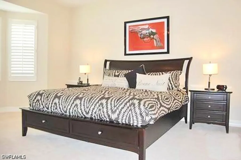 6017 Trophy Drive Naples FL 34110-7341