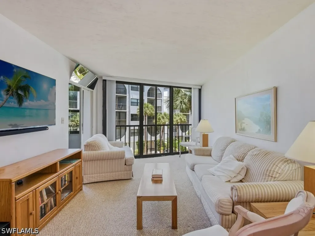 1023 Anglers Cove Marco Island FL 34145