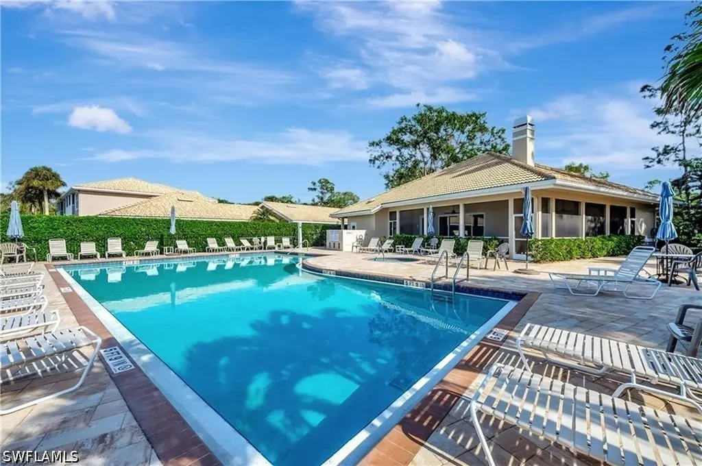 386 Emerald Bay Circle Naples FL 34110