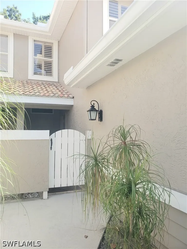 386 Emerald Bay Circle Naples FL 34110