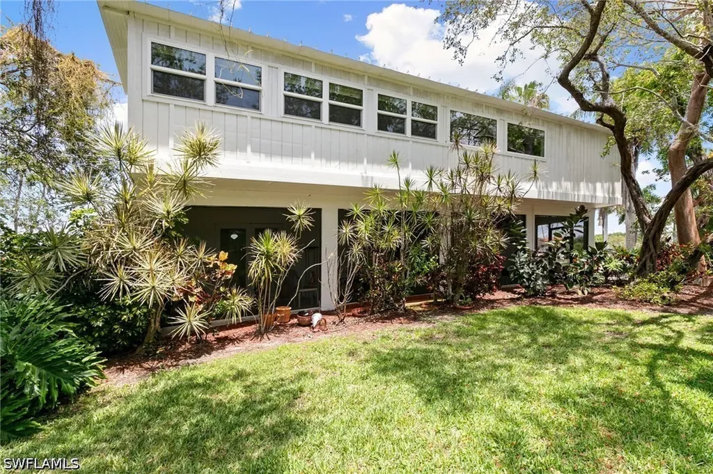 1865 Dogwood Drive Marco Island FL 34145