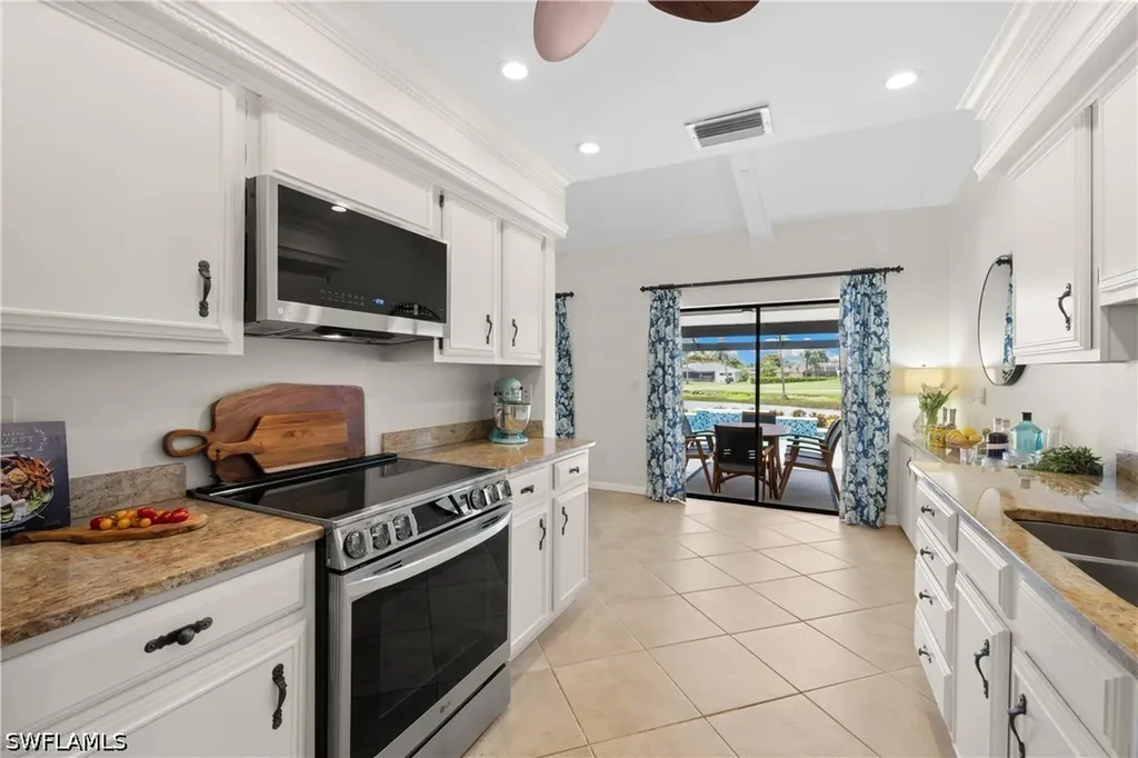 214 Torrey Pines Point Naples FL 34113