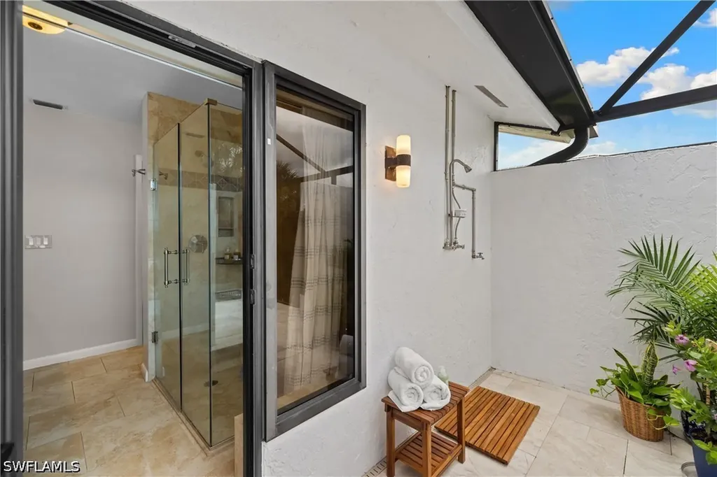 214 Torrey Pines Point Naples FL 34113