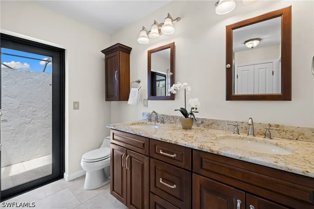 214 Torrey Pines Point Naples FL 34113