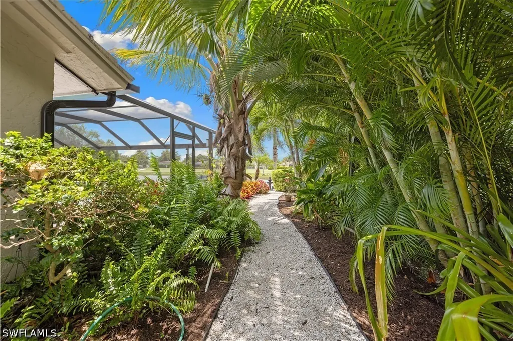 214 Torrey Pines Point Naples FL 34113