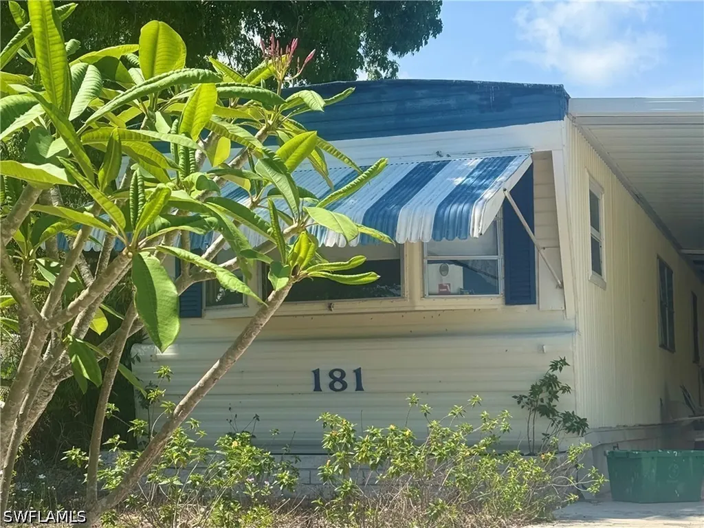 181 Grassy Key Lane Naples FL 34114