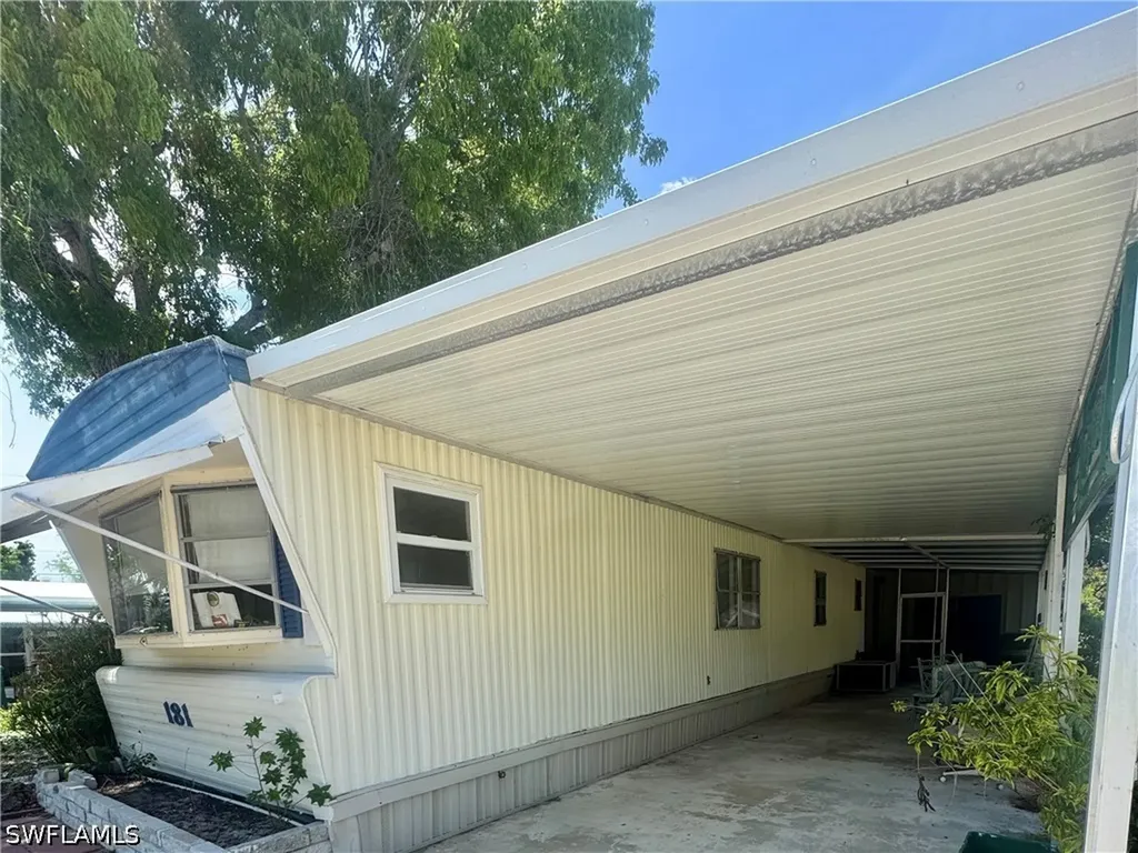 181 Grassy Key Lane Naples FL 34114