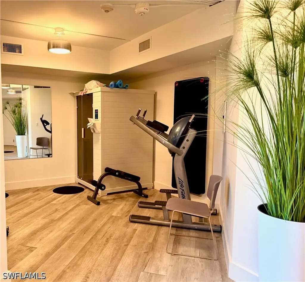 5555 Heron Point Drive Naples FL 34108
