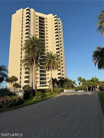 5555 Heron Point Drive Naples FL 34108