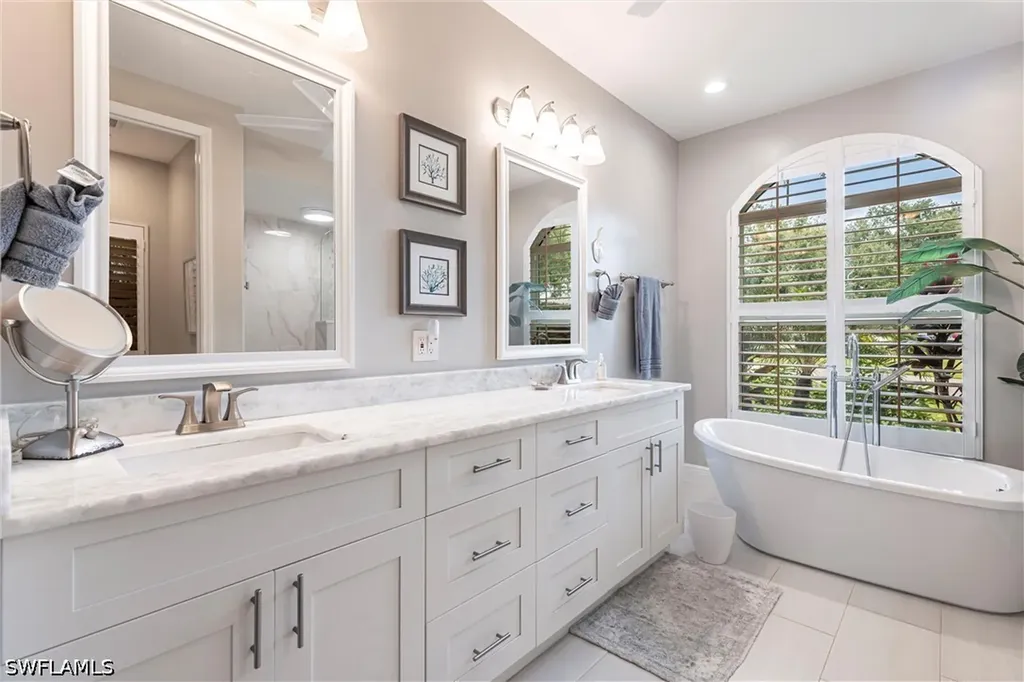 4372 Bittern Court Naples FL 34119