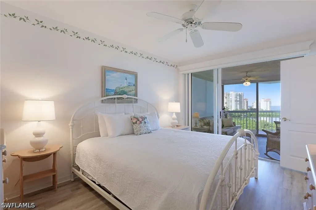 5501 Heron Point Drive Naples FL 34108