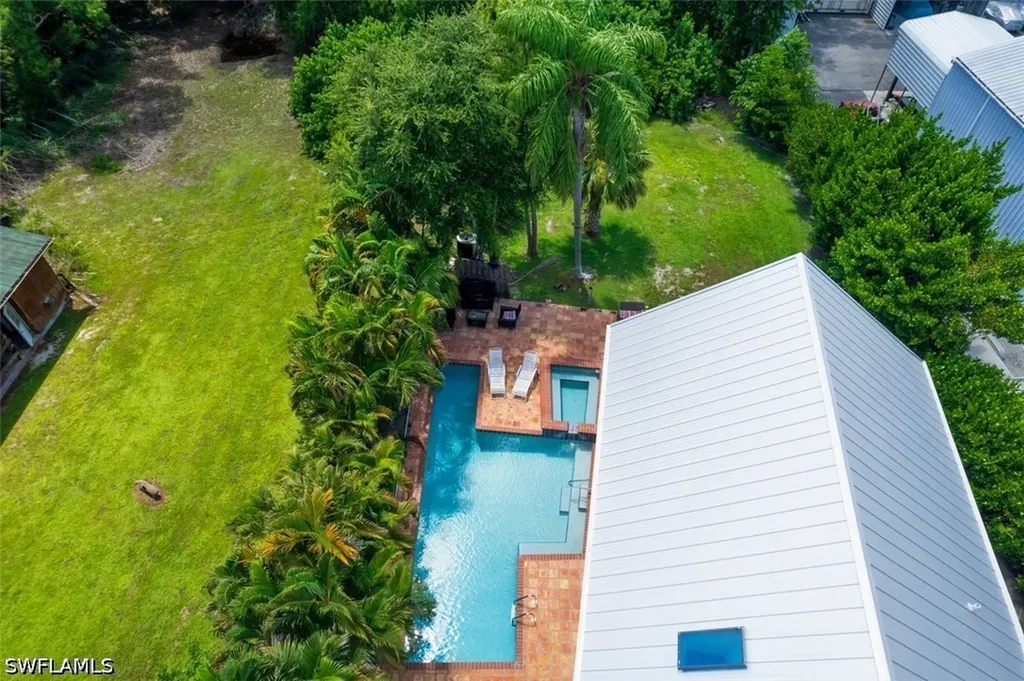 2727 66th Street SW Naples FL 34105