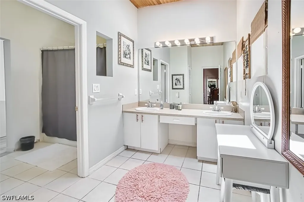 2727 66th Street SW Naples FL 34105
